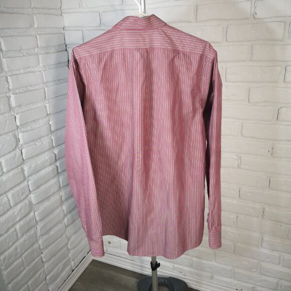 Eddie Bauer Men's Size Medium Relaxed Fit Wrinkle Resistant Rose Striped Shirt - Picture 2 of 12